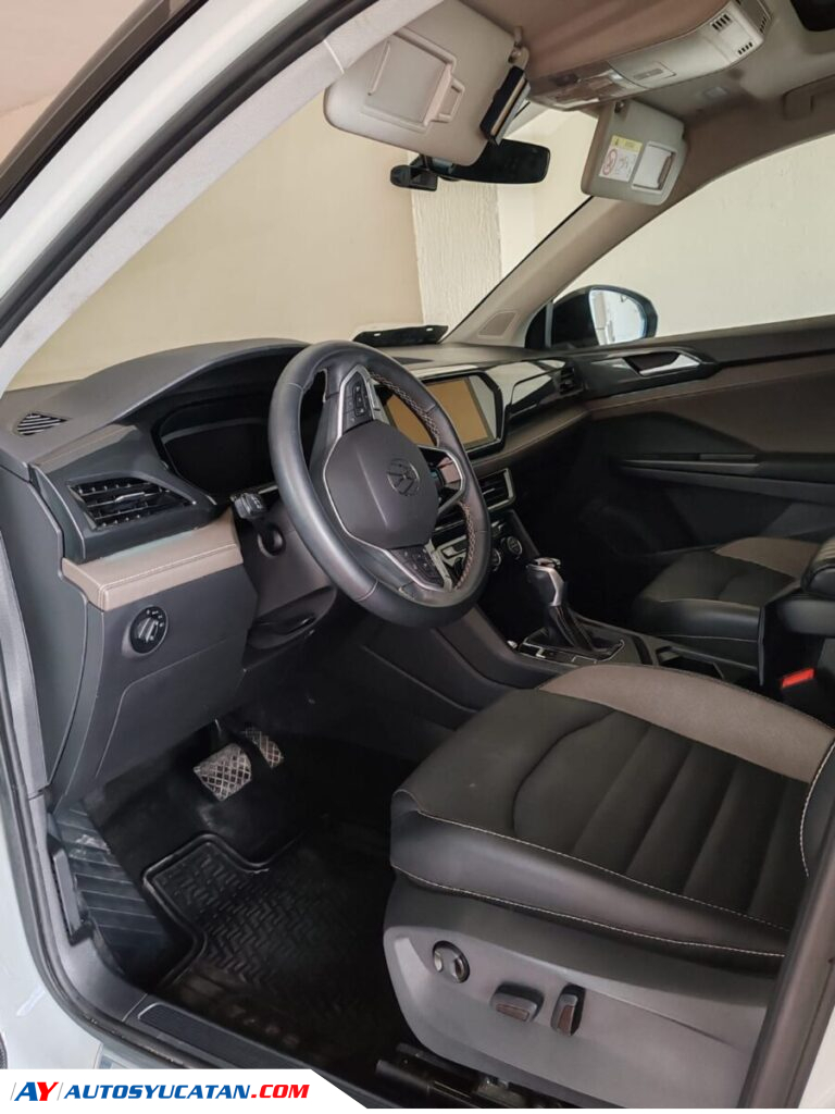 Volkswagen Taos Highline 2023