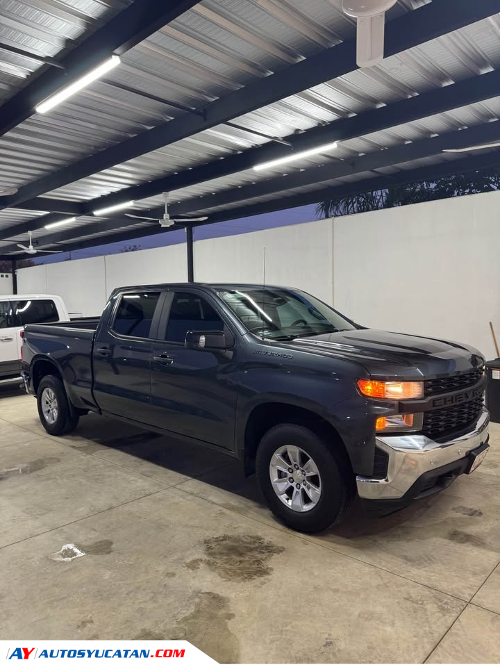 CHEVROLET SILVERADO LT 2500 2019