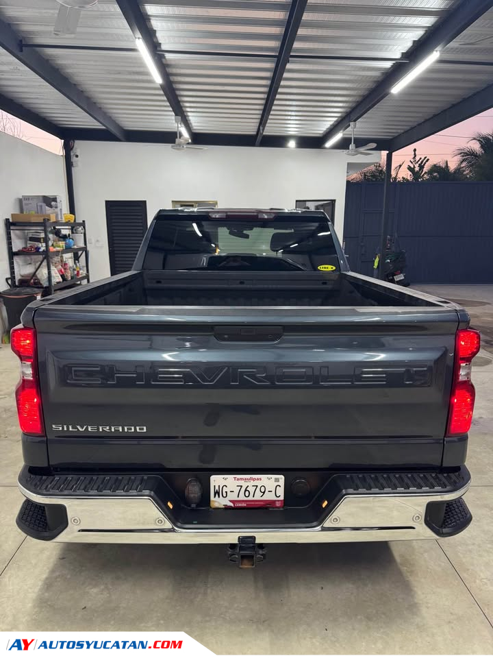 CHEVROLET SILVERADO LT 2500 2019