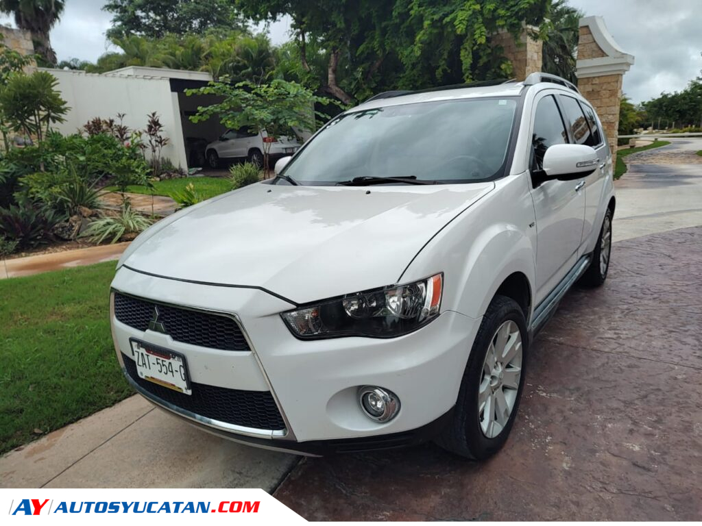 Mitsubishi Outlander 2012