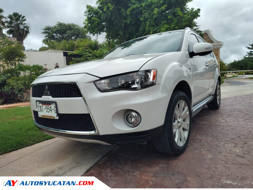 Mitsubishi Outlander 2012
