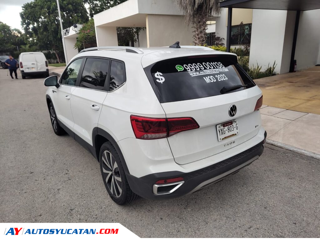 Volkswagen Taos Comfortline 2023