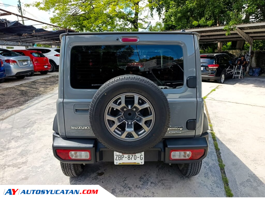 Suzuki Jimny GLX automático 2023
