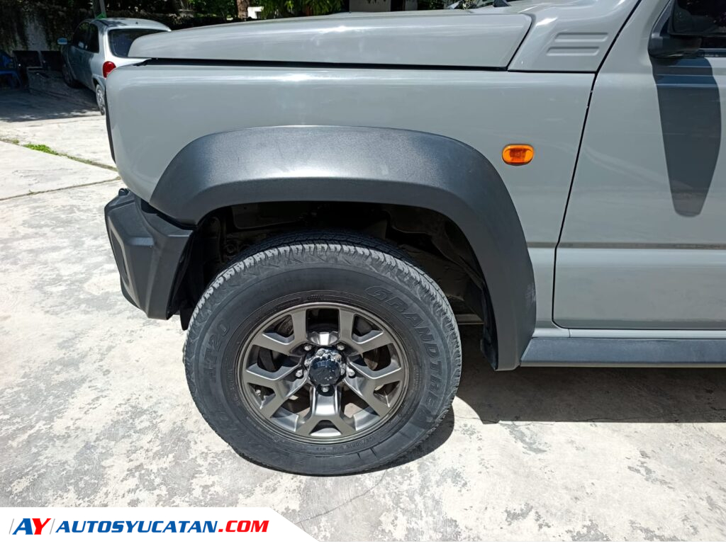 Suzuki Jimny GLX automático 2023