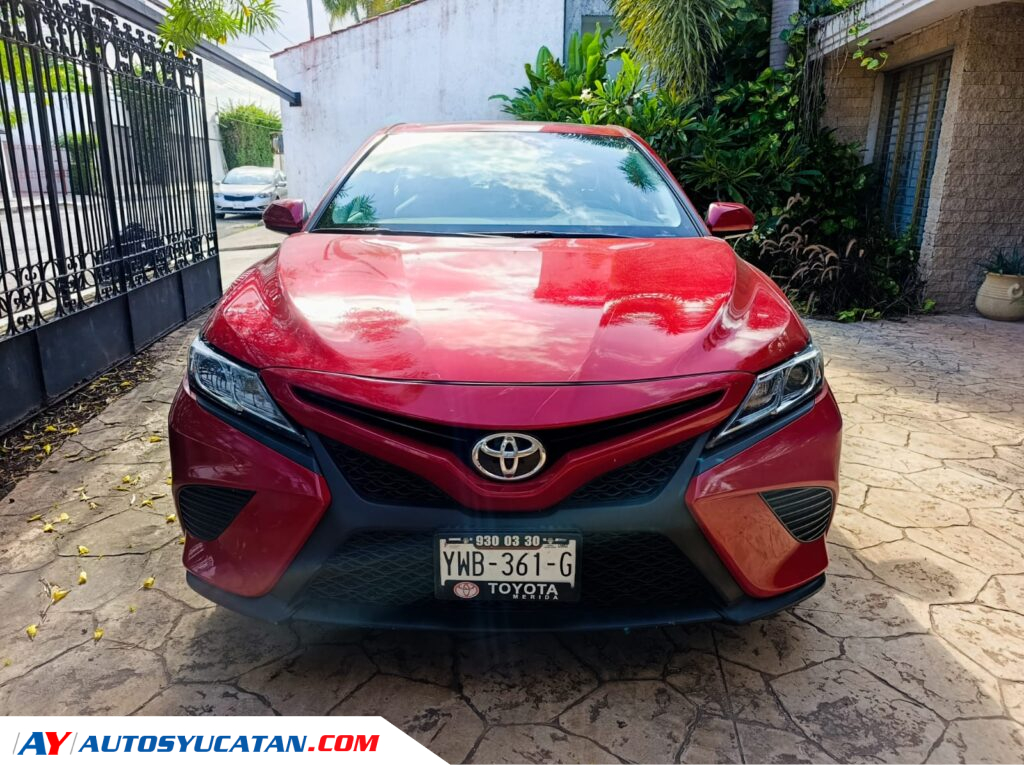 Toyota Camry SE 2019