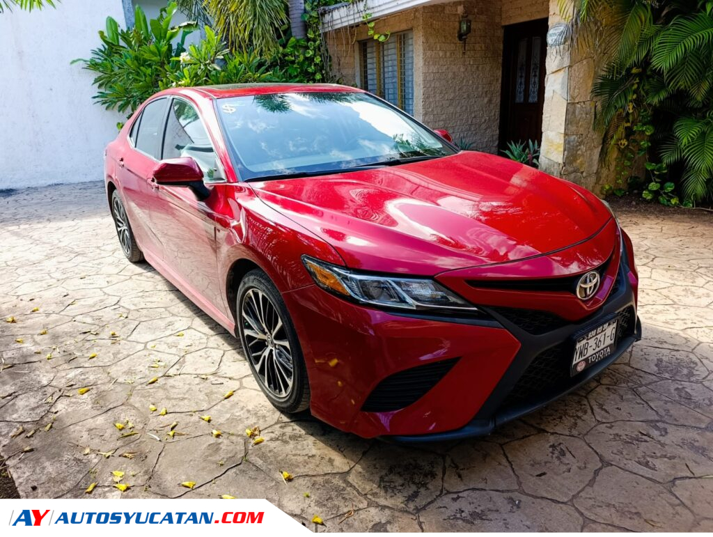 Toyota Camry SE 2019