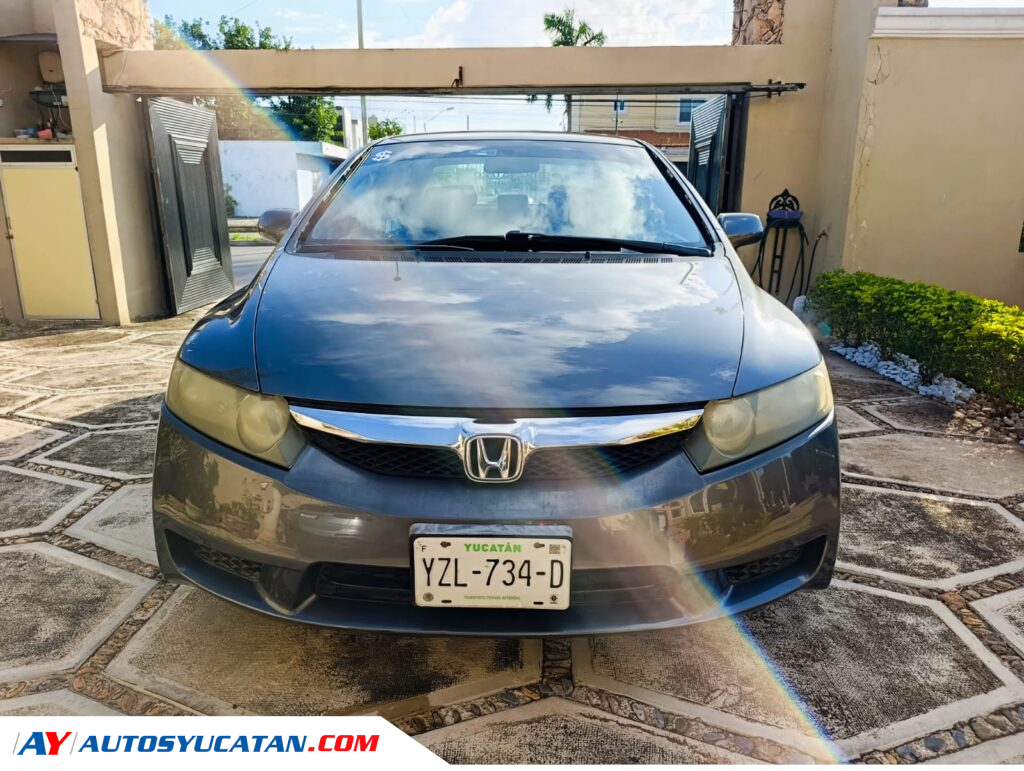 Honda Civic LX Sedan 4 puertas 2011