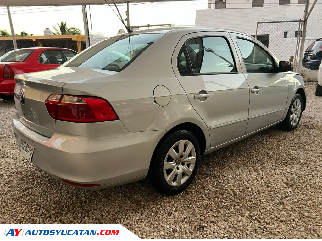 Volkswagen Gol Sedán 2013