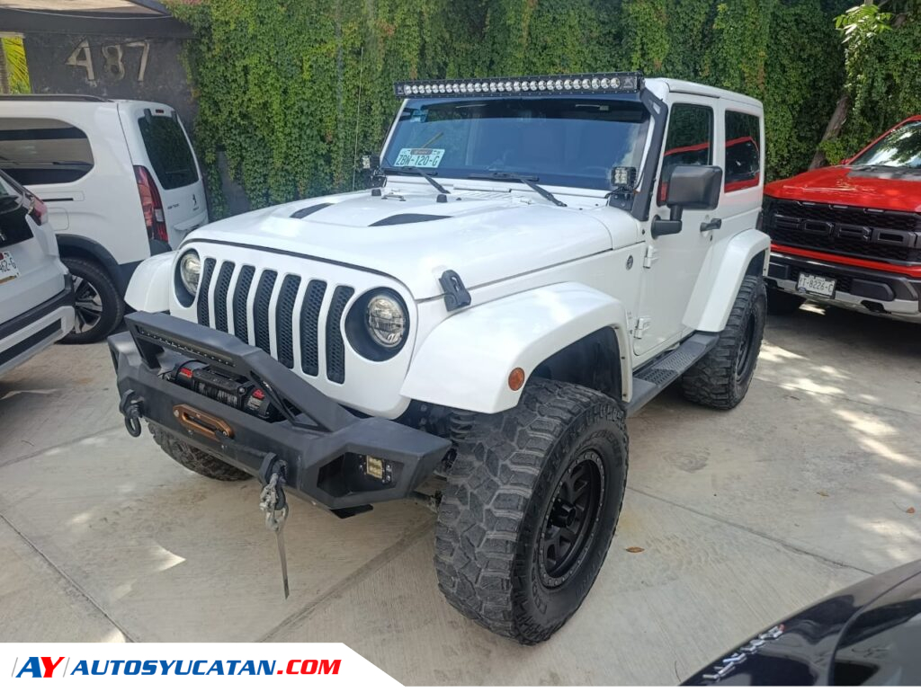 Jeep Wrangler Sahara 2015