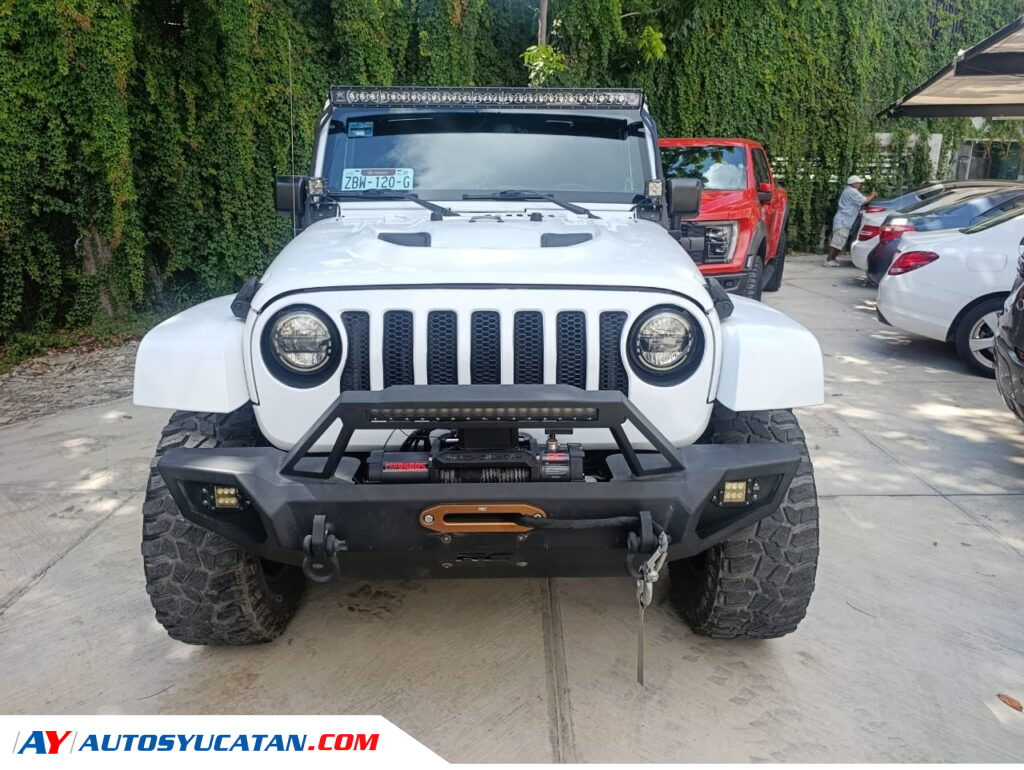 Jeep Wrangler Sahara 2015
