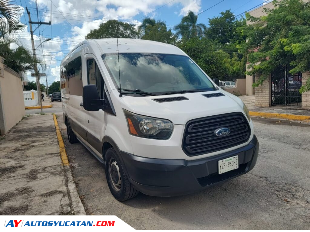 Ford Transit Bus 15 Pasajeros 2017