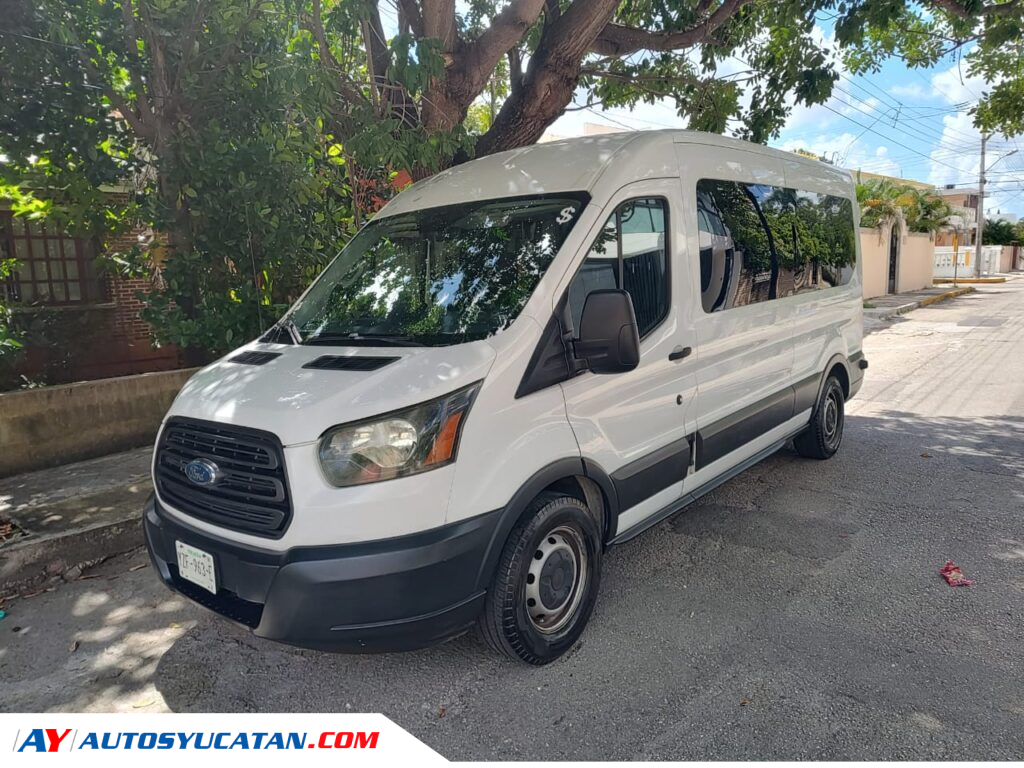 Ford Transit Bus 15 Pasajeros 2017