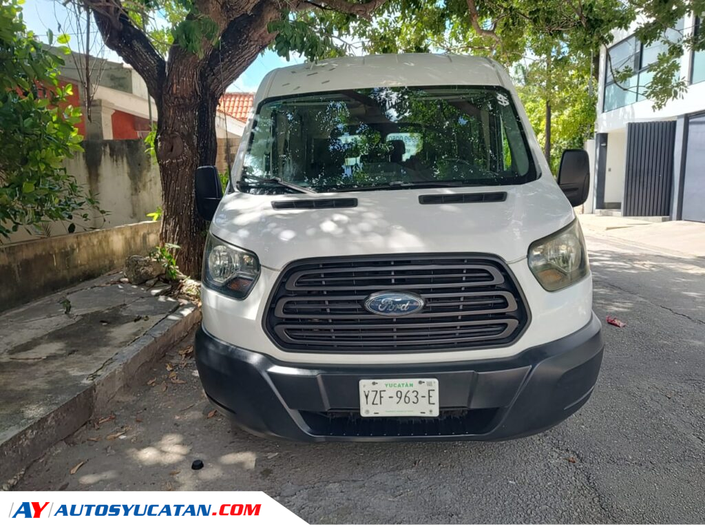Ford Transit Bus 15 Pasajeros 2017