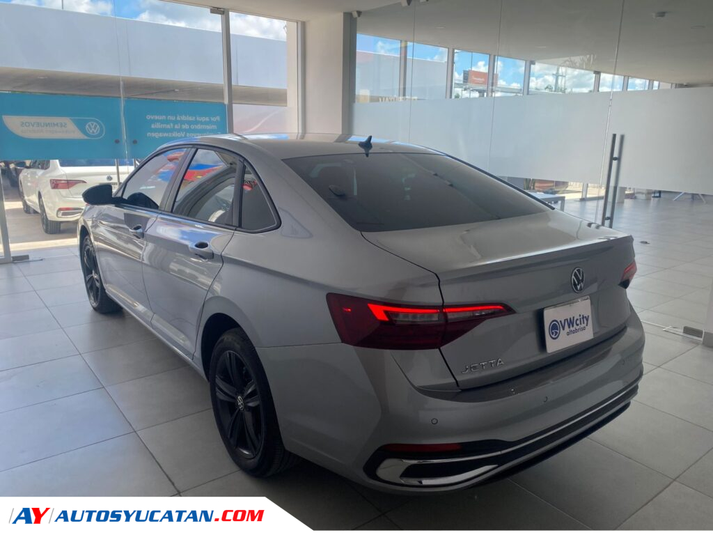 Volkswagen Jetta Sportline 2024