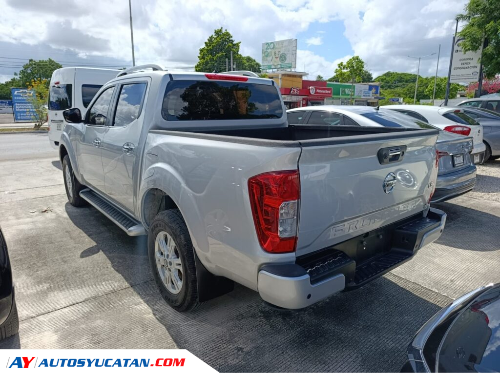 Nissan Frontier LE 2022