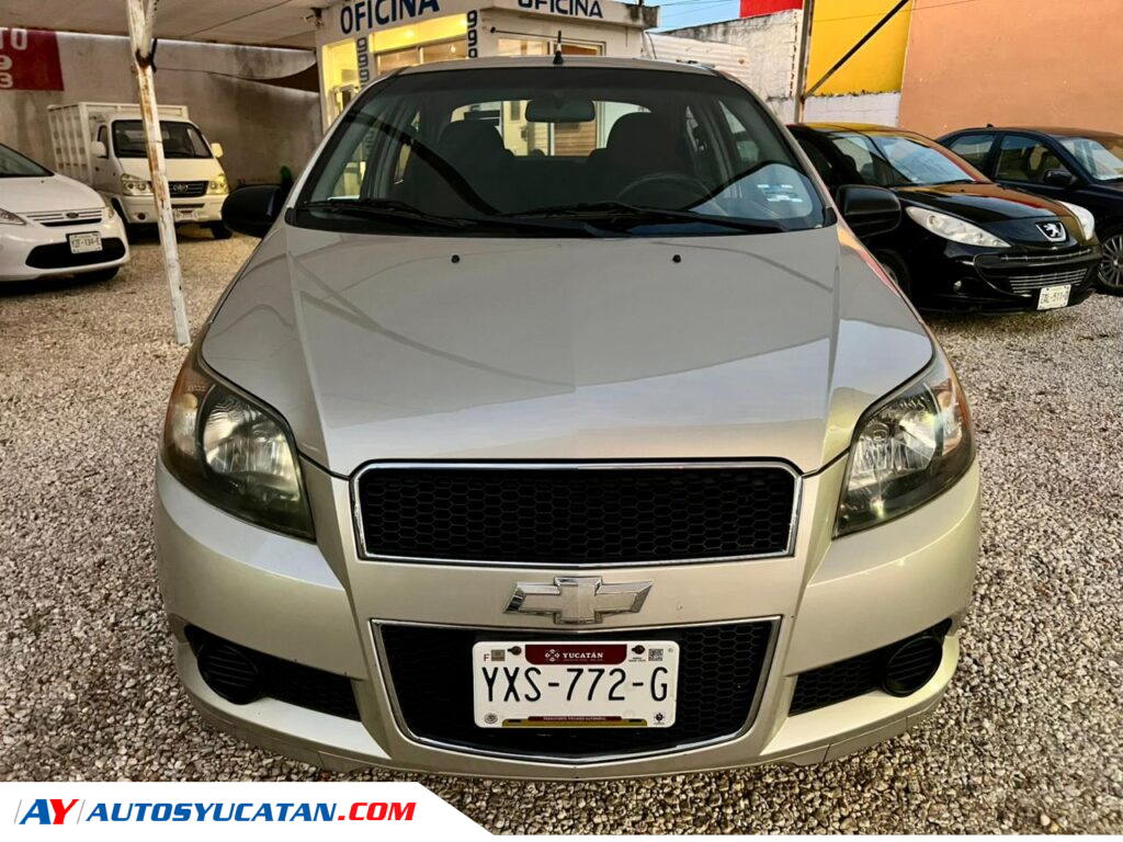 Chevrolet  Aveo LT 2013