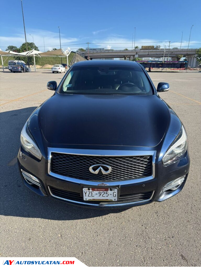 Infiniti Q70