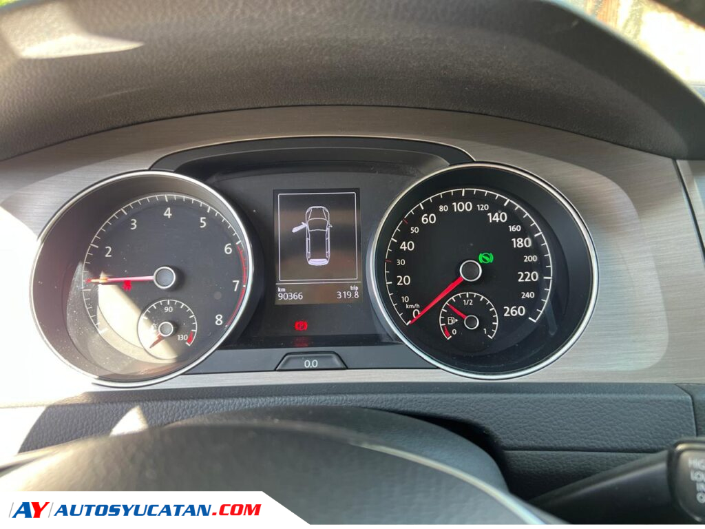 VW CrossGolf 2017 91,000 Km