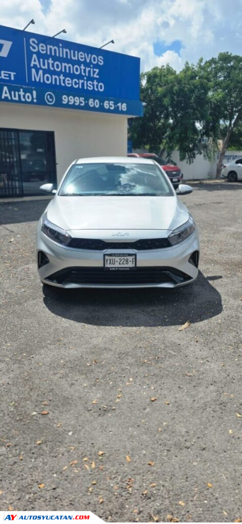 Kia Forte LX Estándar 2024