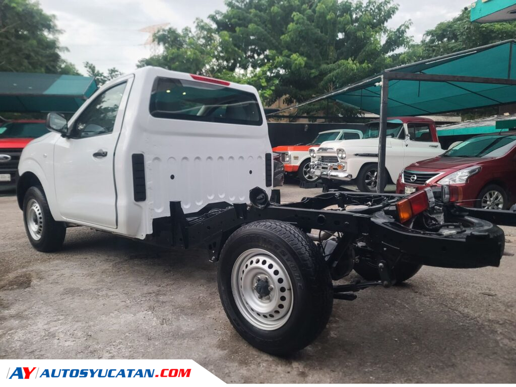 Nissan NP300 Chasis 2023