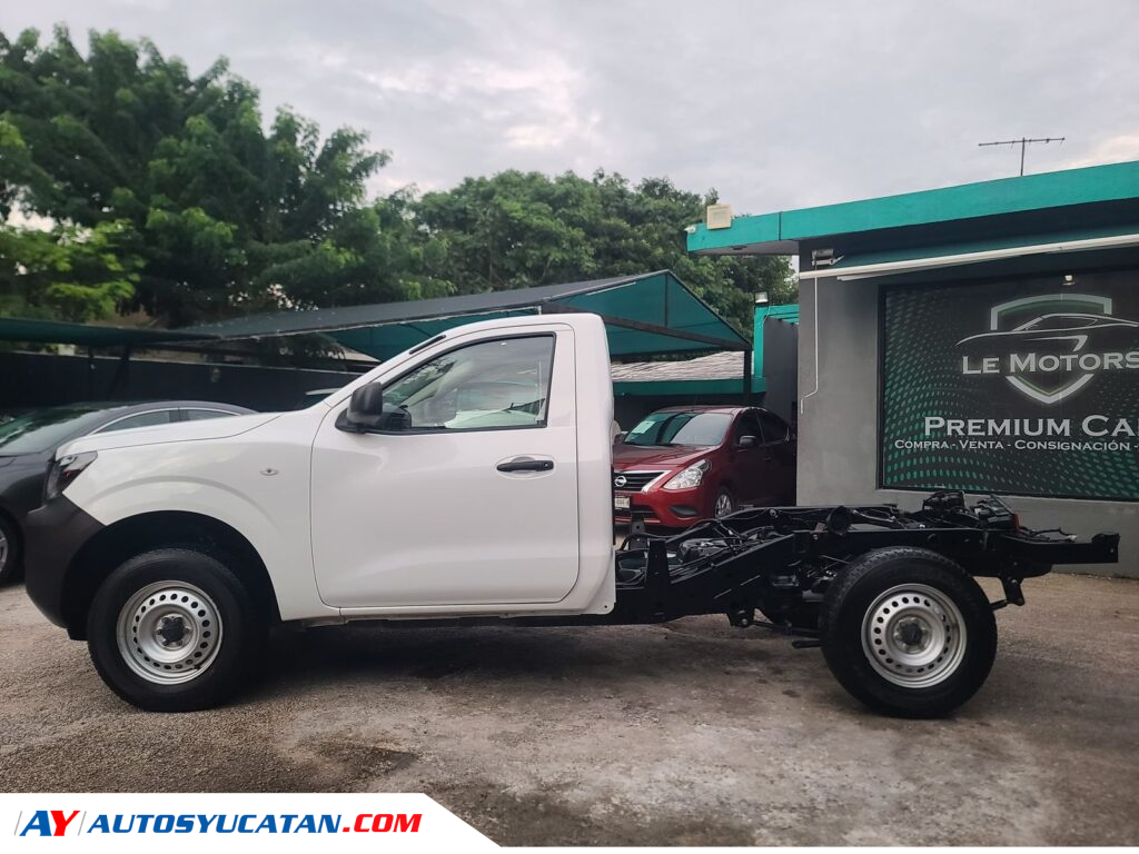 Nissan NP300 Chasis 2023
