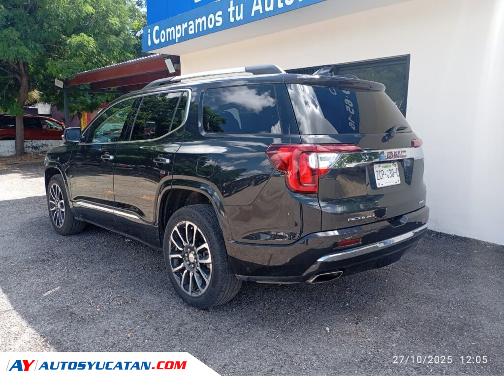 GMC Acadia Denali 2020