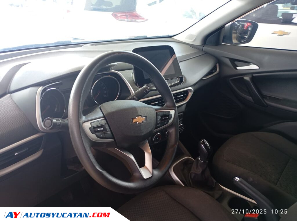 Chevrolet Tracker LS 2023