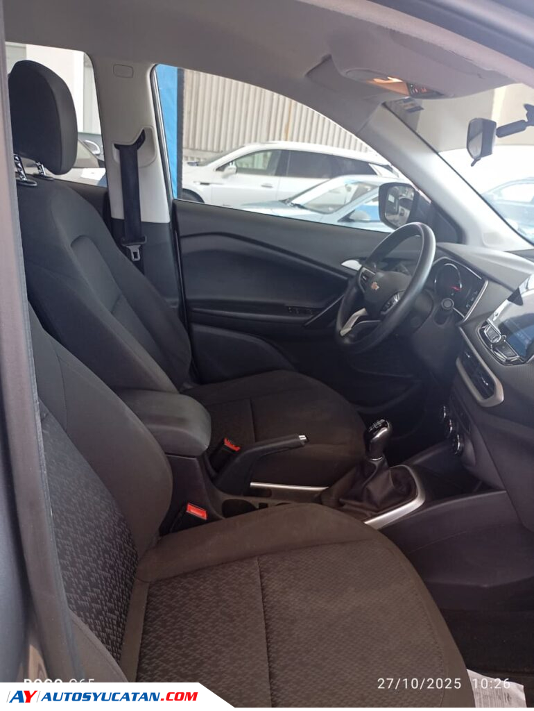 Chevrolet Tracker LS 2023