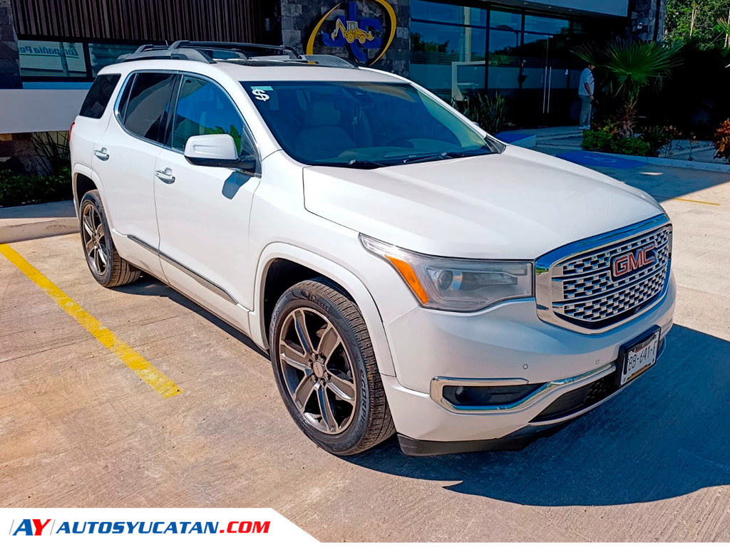 GMC Acadia Denali 2017