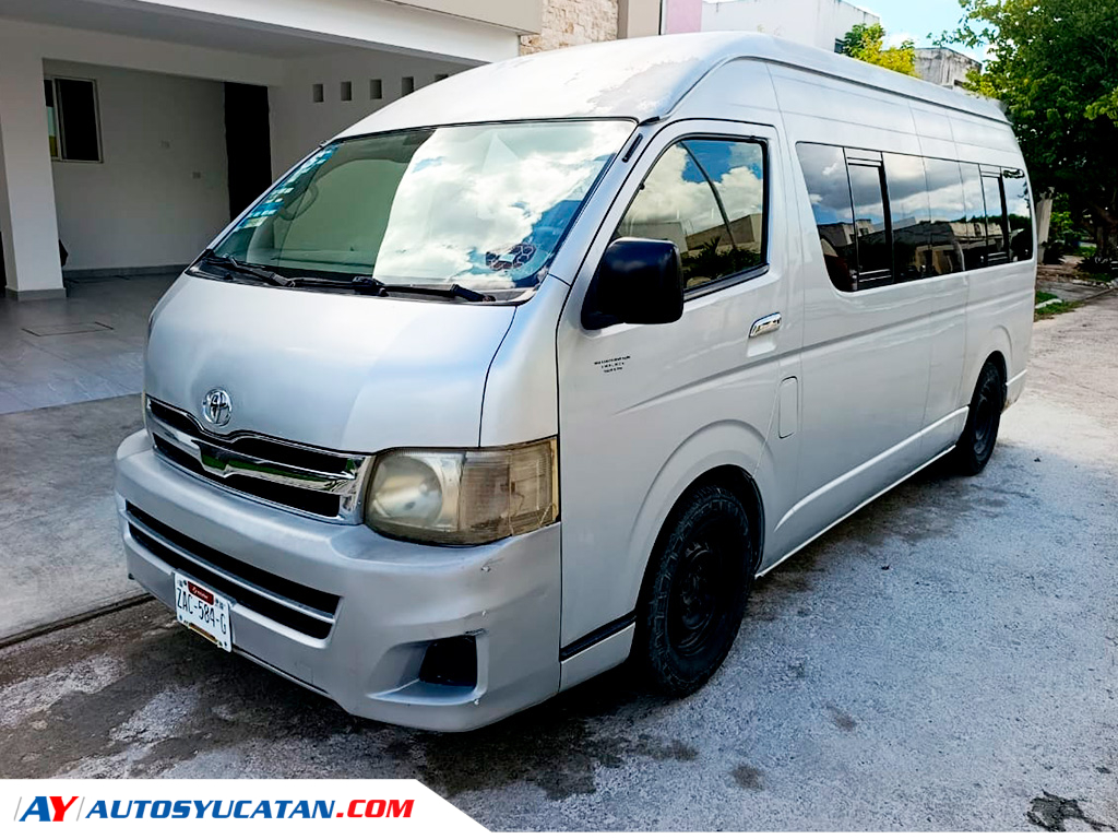 Toyota Hiace 14 Pasajeros 2013