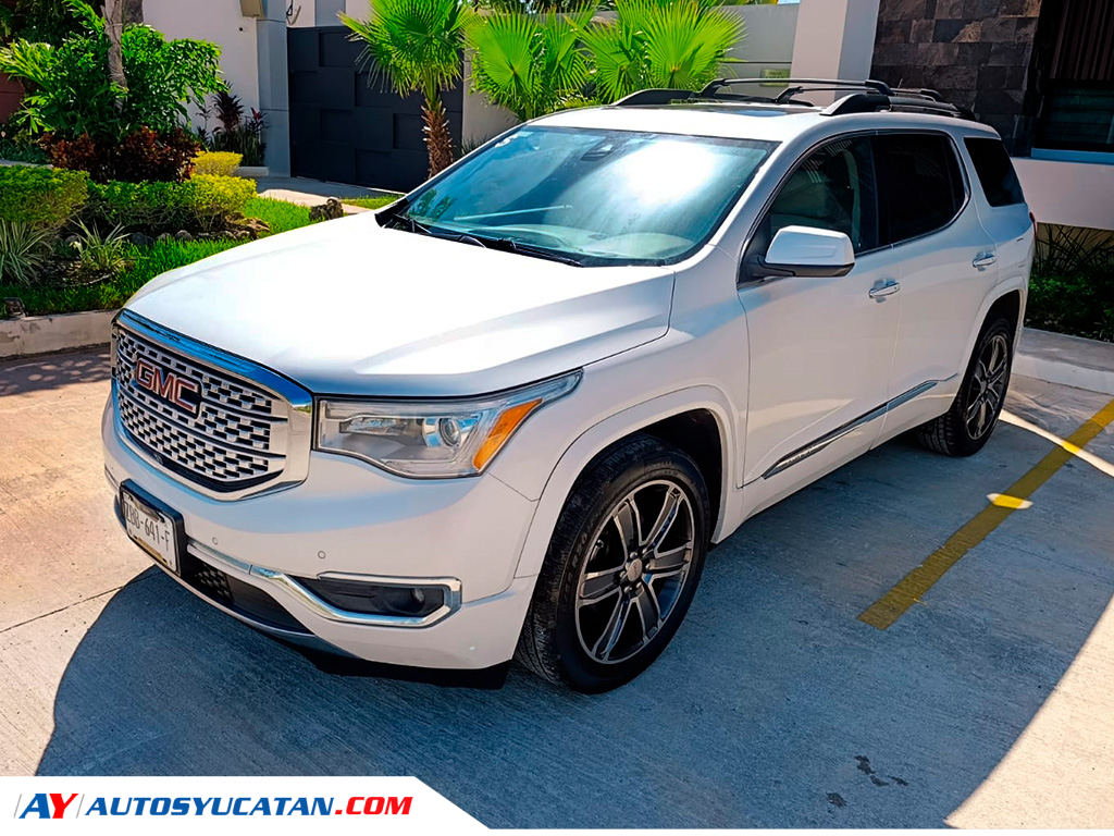 GMC Acadia Denali 2017