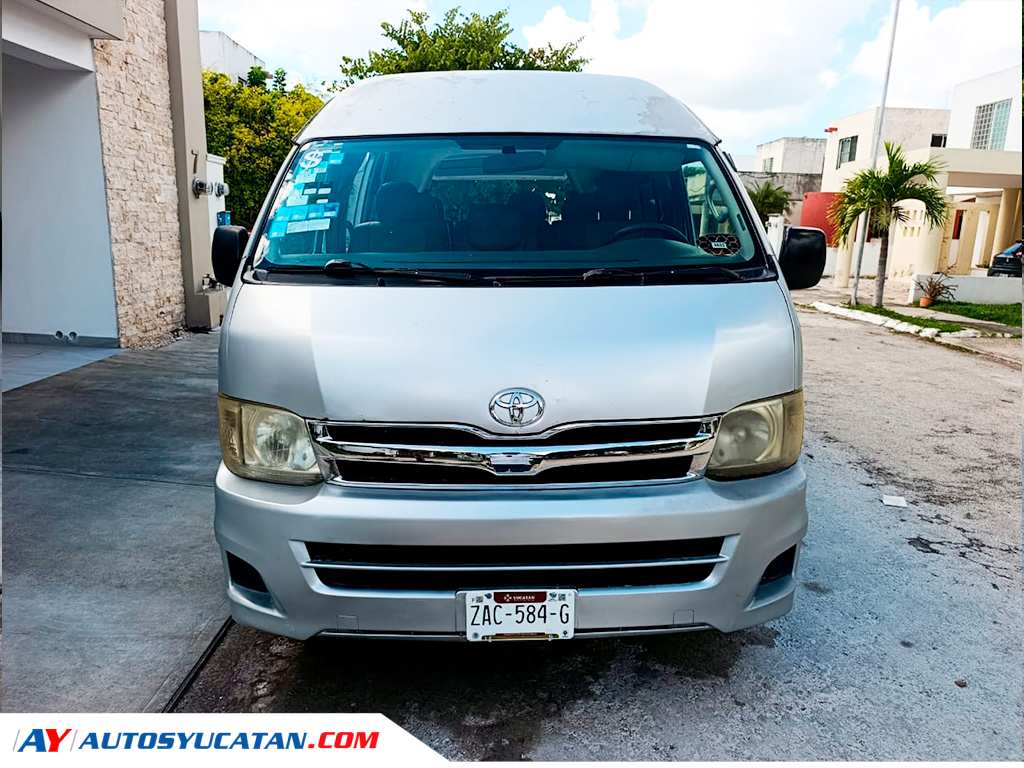 Toyota Hiace 14 Pasajeros 2013