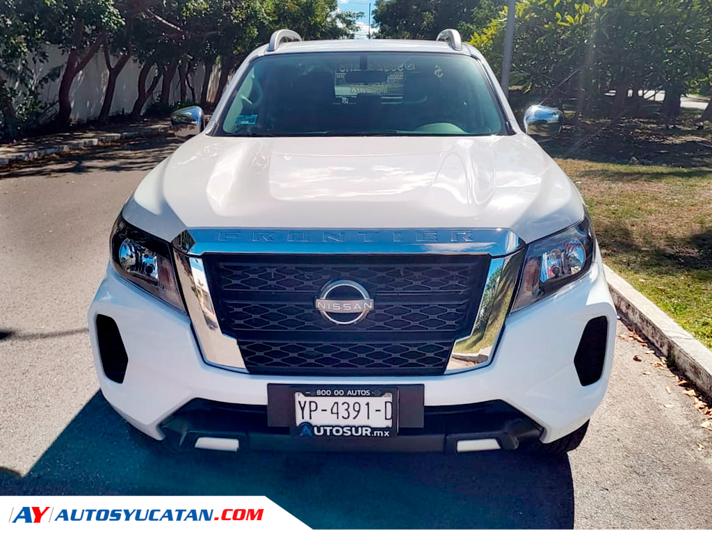 Nissan Frontier LE 2023