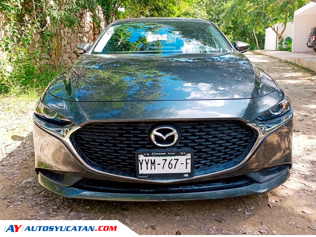 MAZDA 3 i SEDAN  2024