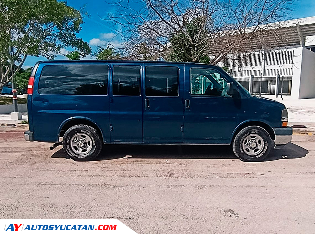 Chevrolet Express Van 2004