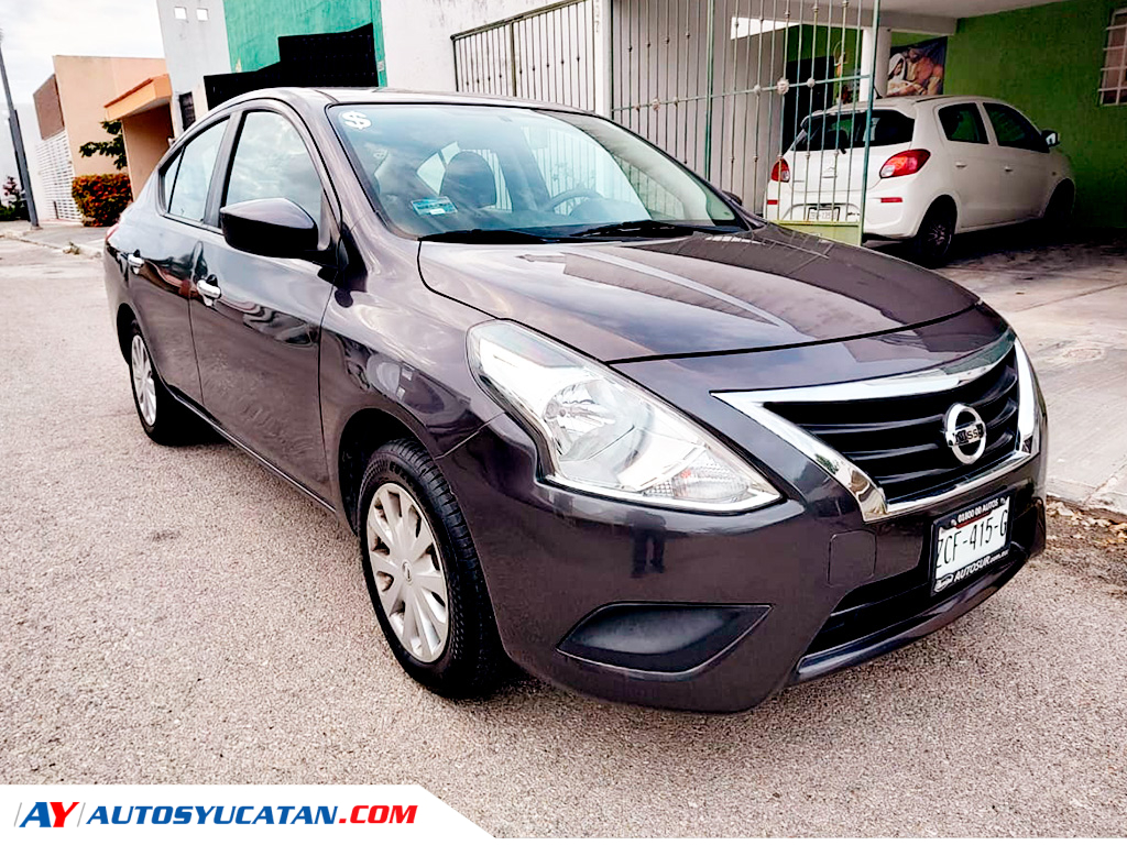 Nissan Versa Sense Estandar 2015