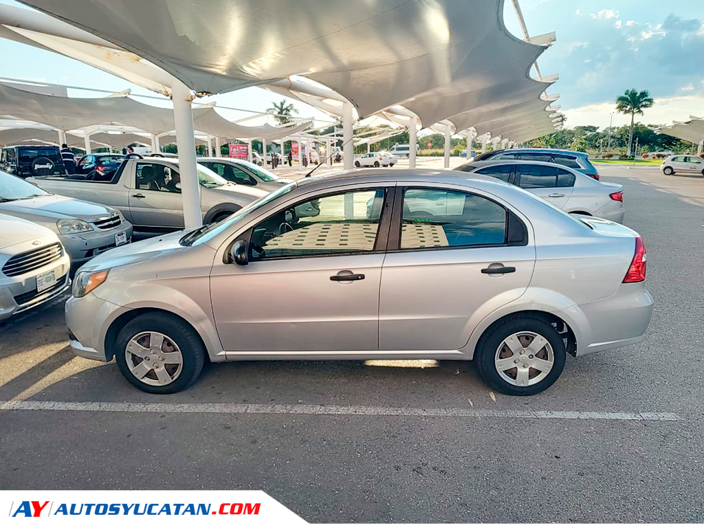 Chevrolet Aveo  LT Paquete J 2013