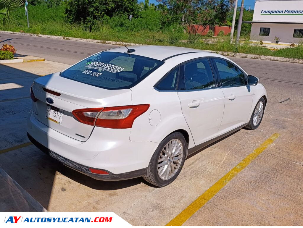 Ford Focus SEL 2012