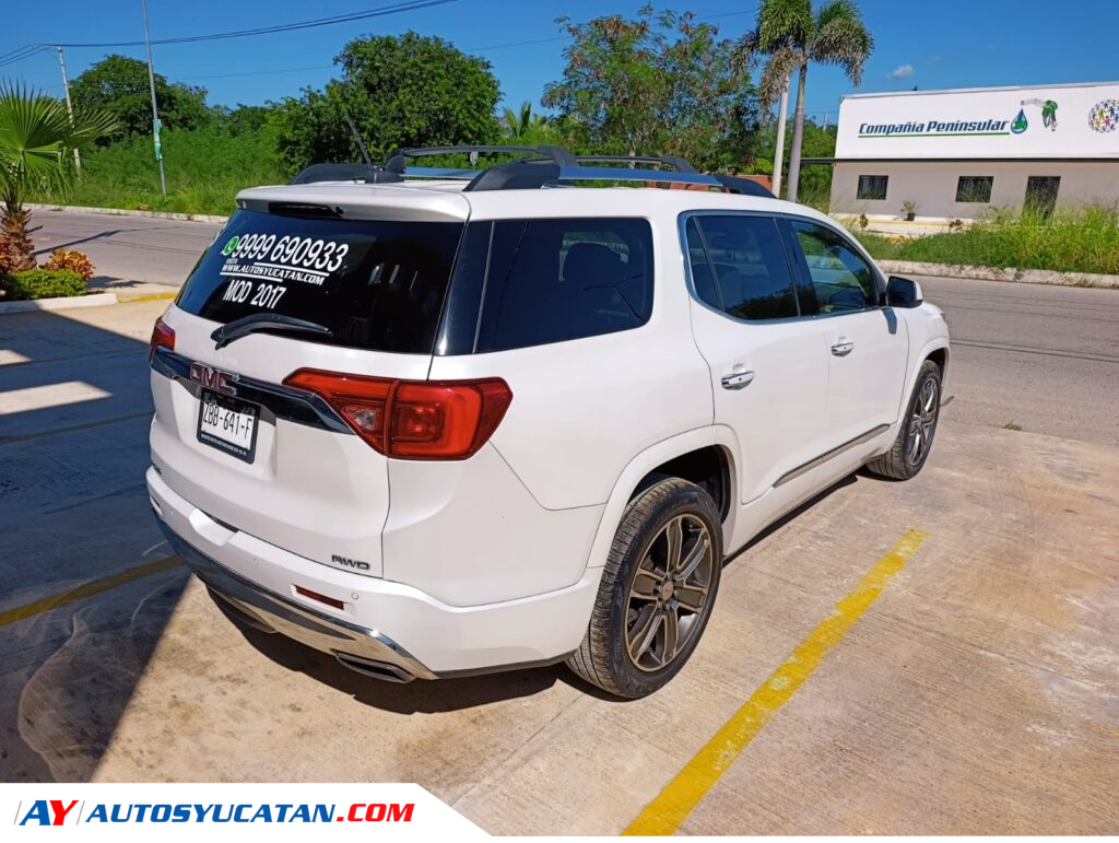 GMC Acadia Denali 2017