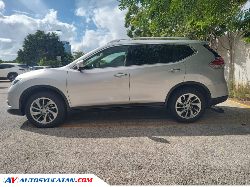 Nissan Xtrail Advance 3 ROW 2015