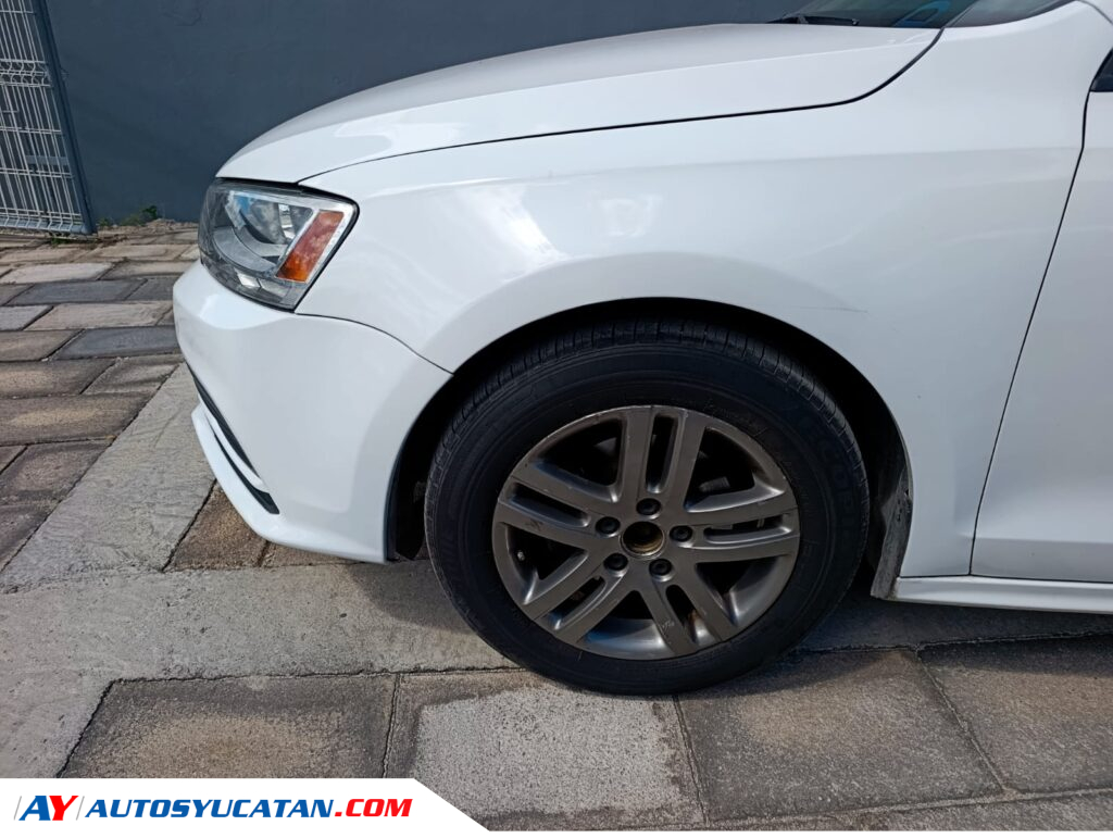 Volkswagen Jetta Trendline Automático 2018