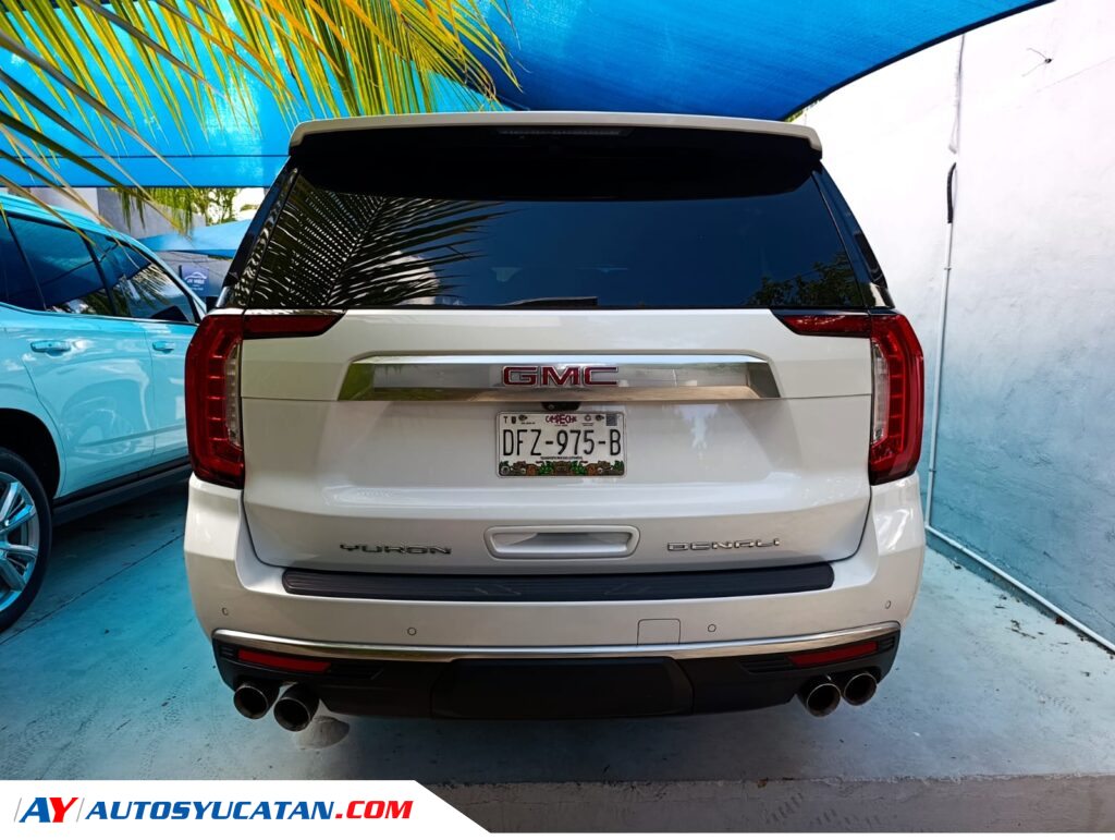 GMC Yukon Denali 2023