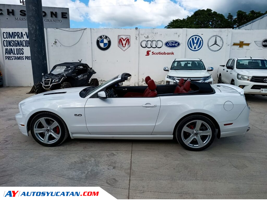 Mustang GT Convertible 2014