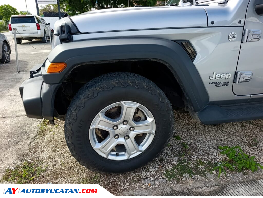 Jeep Wrangler Híbrida Sport 2020