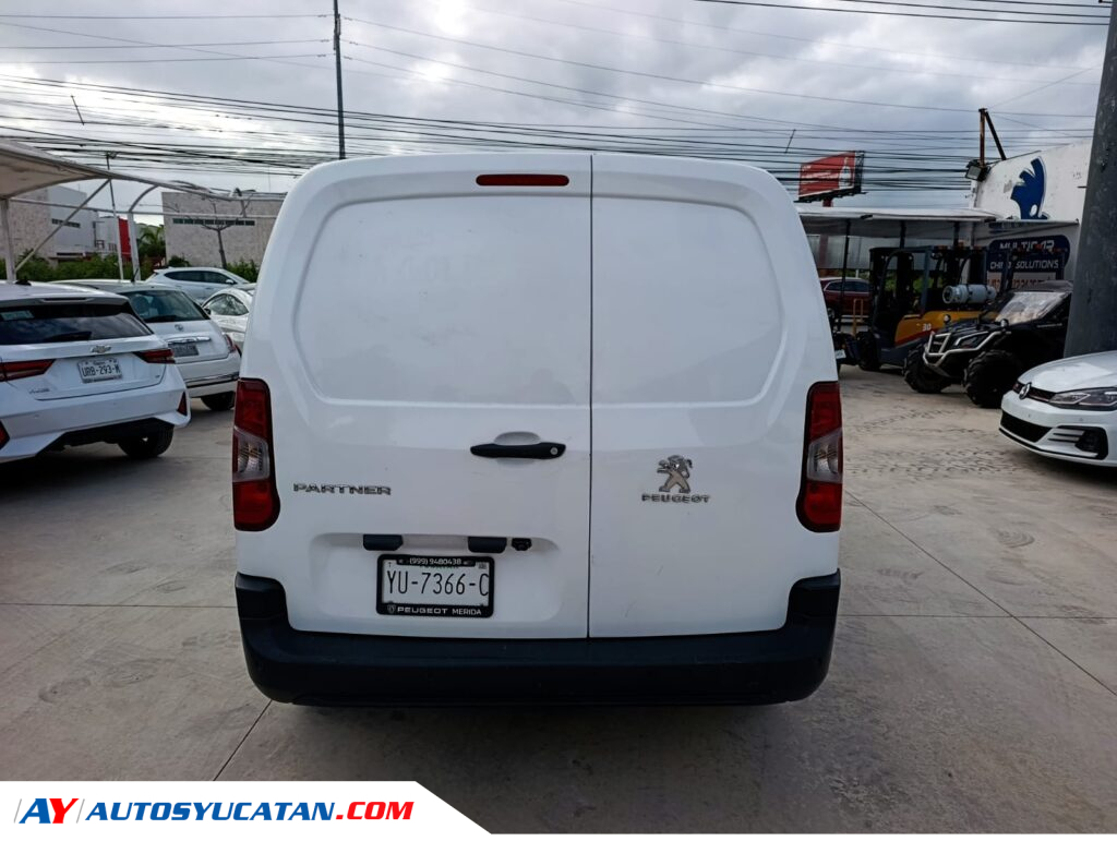 Peugeot Partner Diesel 2022