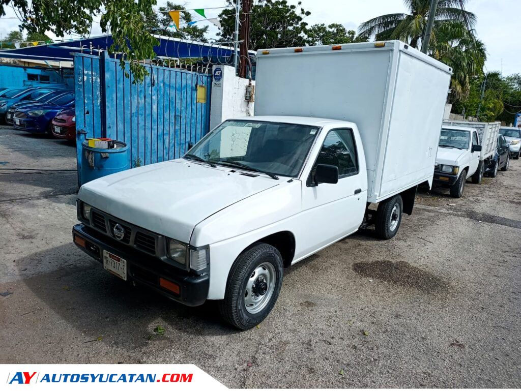 Nissan NP300 Caja Seca 2005