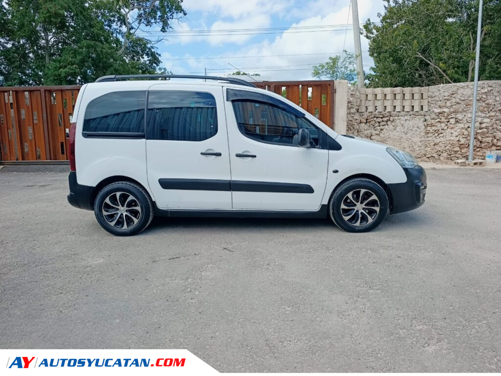 Peugeot Partner 5 Puertas Diesel 2019