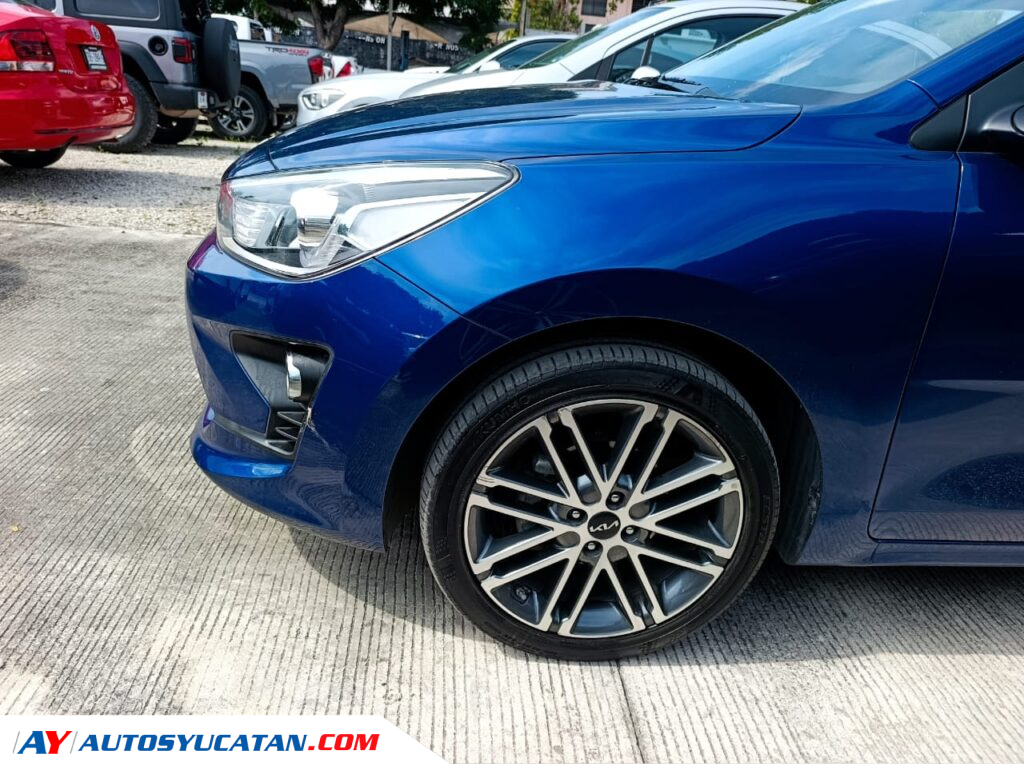 Kia Río Sedán 2023