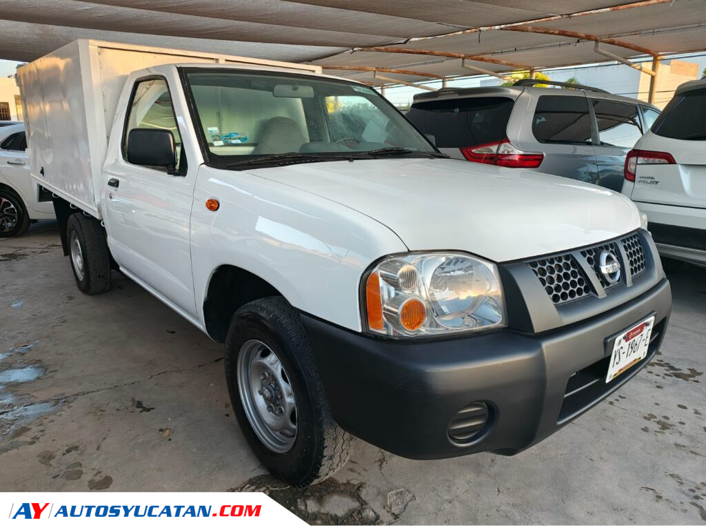Nissan Estaquitas Standard 2015