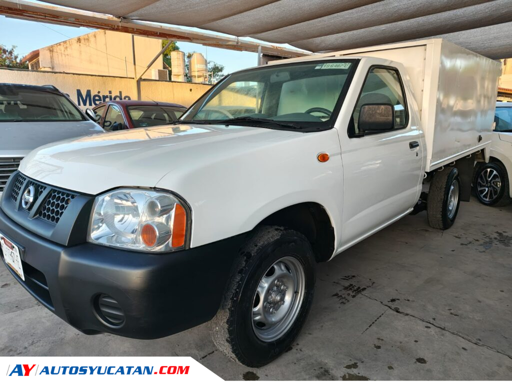 Nissan Estaquitas Standard 2015